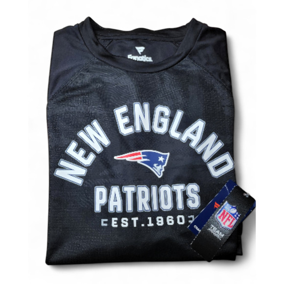 NWT New England Patriots Fanatics Blackout Hail Mary Camo Ragland Tee Size XL - Picture 2 of 8